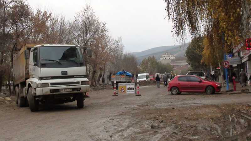 Alt yapı çalışması 12