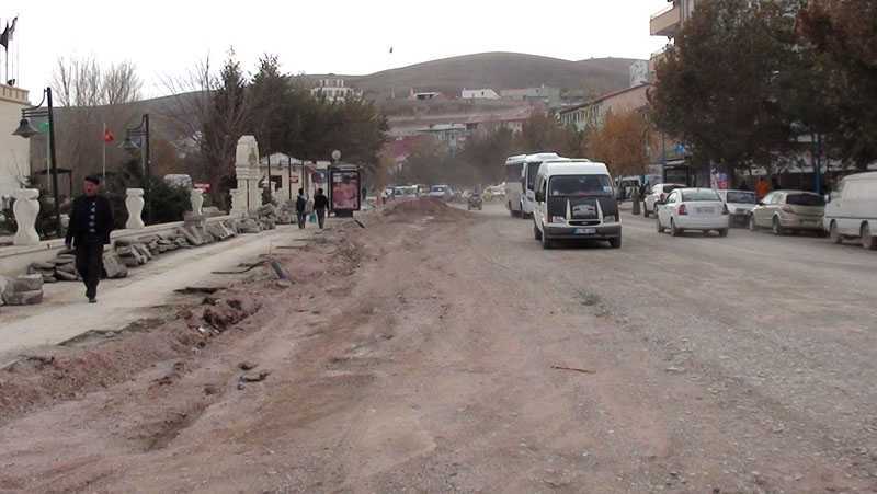 Alt yapı çalışması 13
