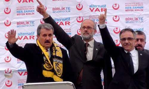 Destici Bayburt’tan İktidara Yüklendi