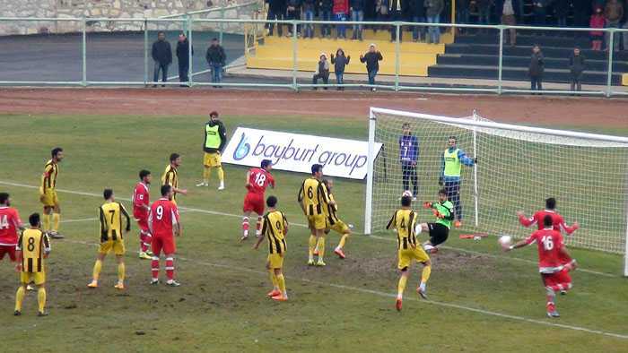 Bayburt Spor Ayvalıkgücü Spor 9