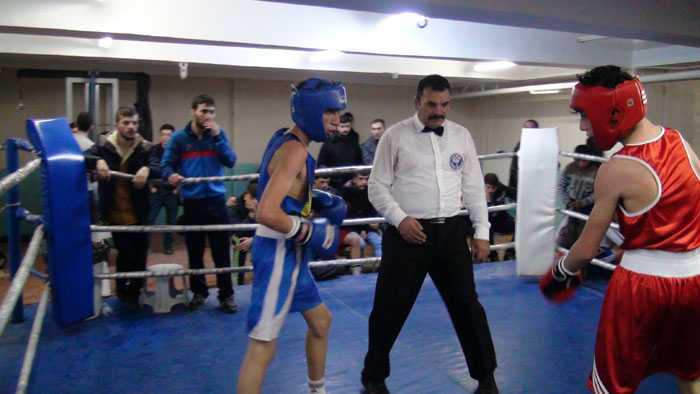 Bayburttaki Boks Organizasyonu Nefesleri Kesti 9