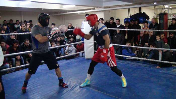 Şipal Kardeşlerden İnanılmaz Boks Gösterisi4