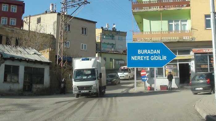 Bayburt'ta Yön Tabelası Sorunu 2