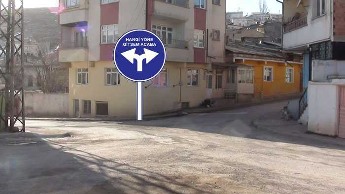 Bayburt'ta Yön Tabelası Sorunu 4