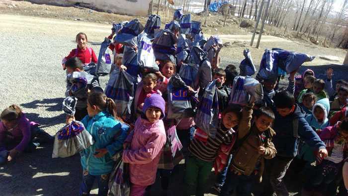 Demirözü Belediyesinden Van’a Uzaman Yardım Eli 2