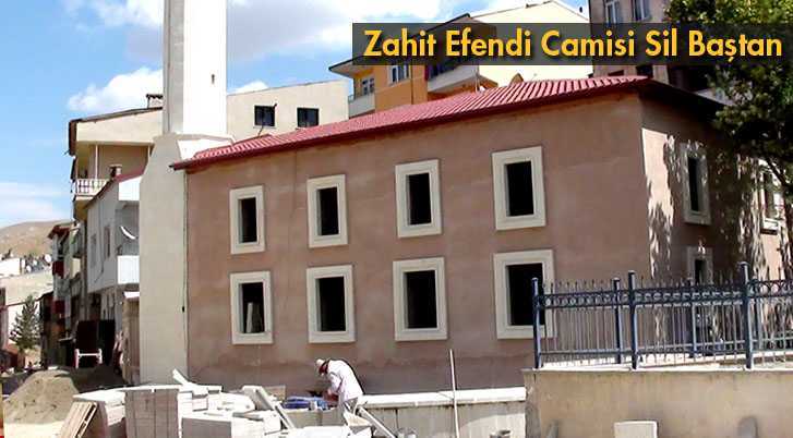 Zahit Efendi Camisi Bayram Namazına Hazırlanıyor