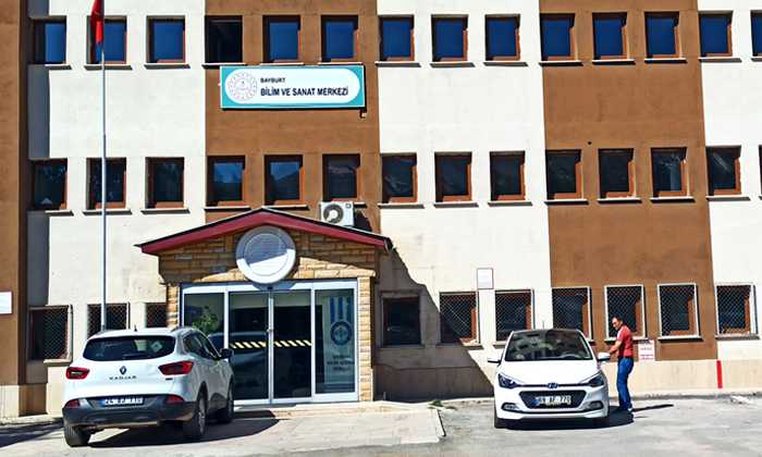 Bayburt Bilim ve Sanat Merkezi yeni yerinde hizmet vermeye başladı