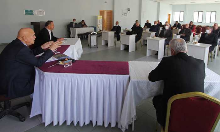 Pekmezci, Mahalle Muhtarlarına Belediye’nin icraatları hakkında bilgi verdi
