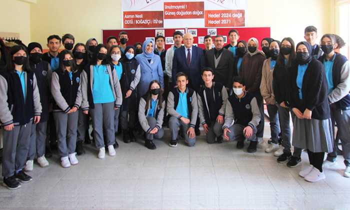 Belediye Başkanı Pekmezci, Fen Lisesi öğrencileri ile bir araya geldi