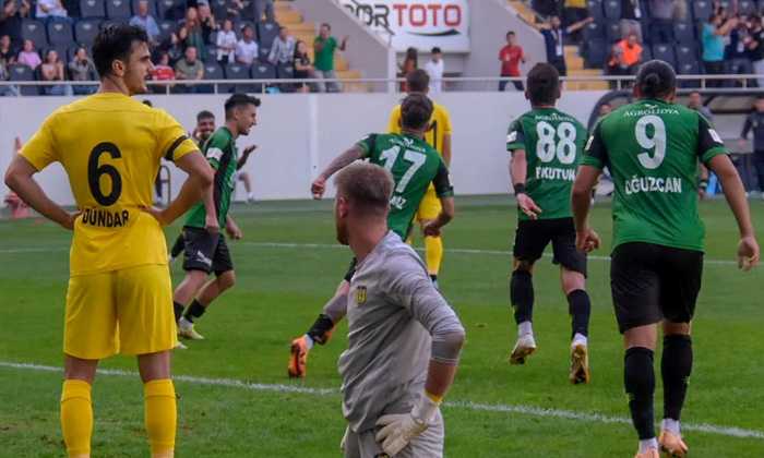 Bayburt Özel İdarespor Akhisarspor deplasmanından puansız döndü