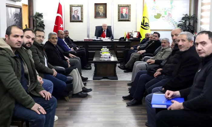 Genç Osman Mahallesi sakinlerinden Pekmezci’ye teşekkür ziyareti