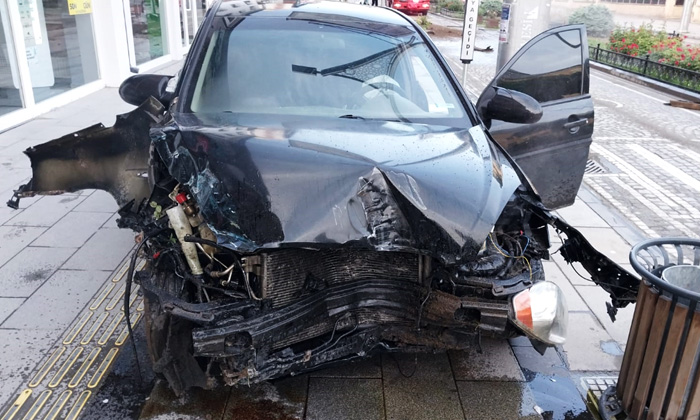 Bayburt şehir merkezinde meydana gelen trafik kazasında 6 kişi yaralandı