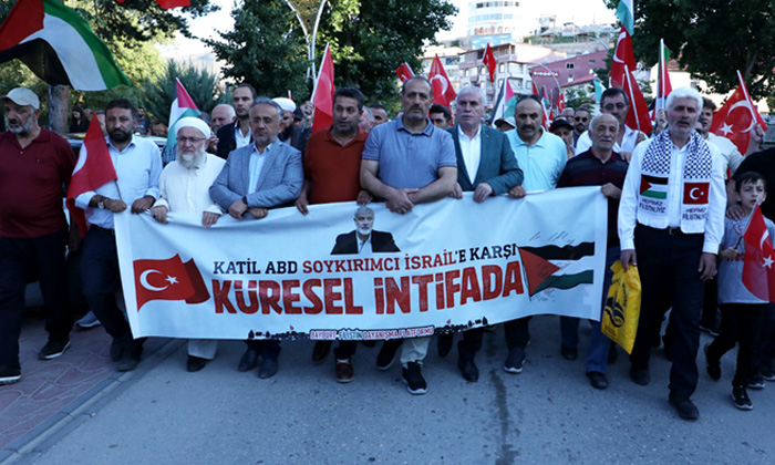 Bayburt’ta yüzlerce vatandaş Gazze’nin sesi olmak için yürüdüler