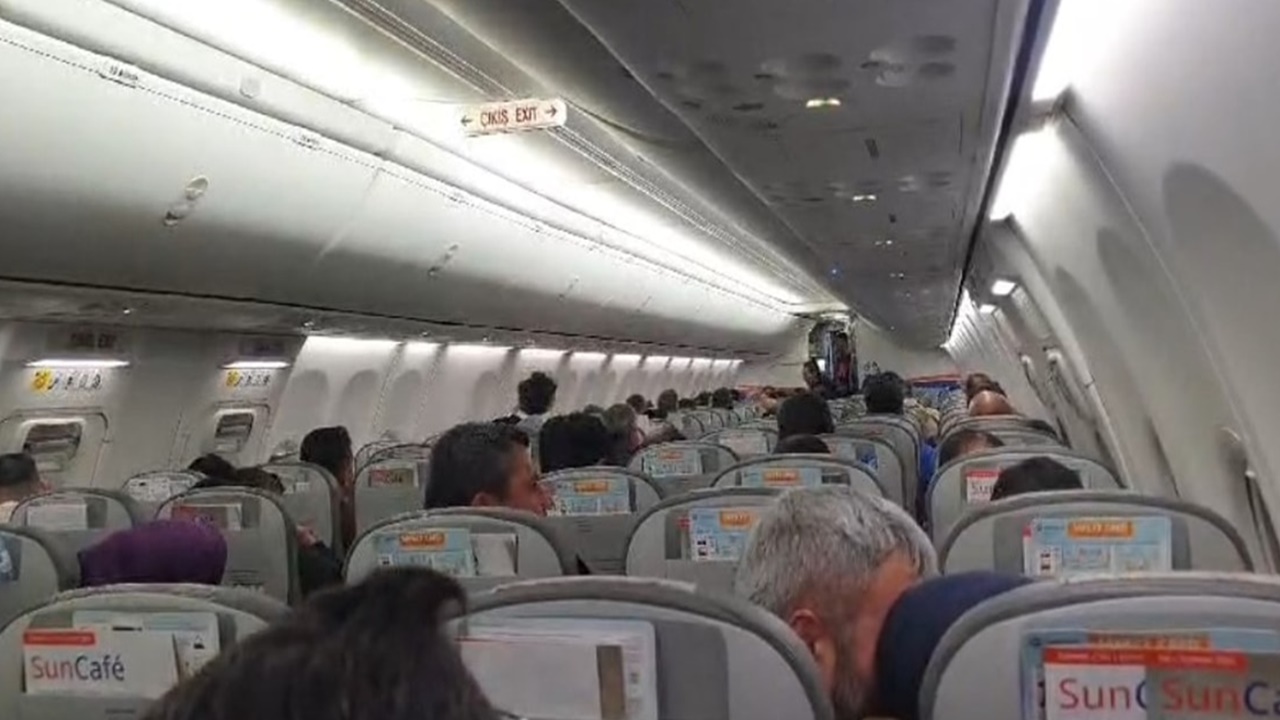 Antalya Van uçağı havada bilinmeyen cisim sebebiyle Diyarbakır’a inmek zorunda kaldı