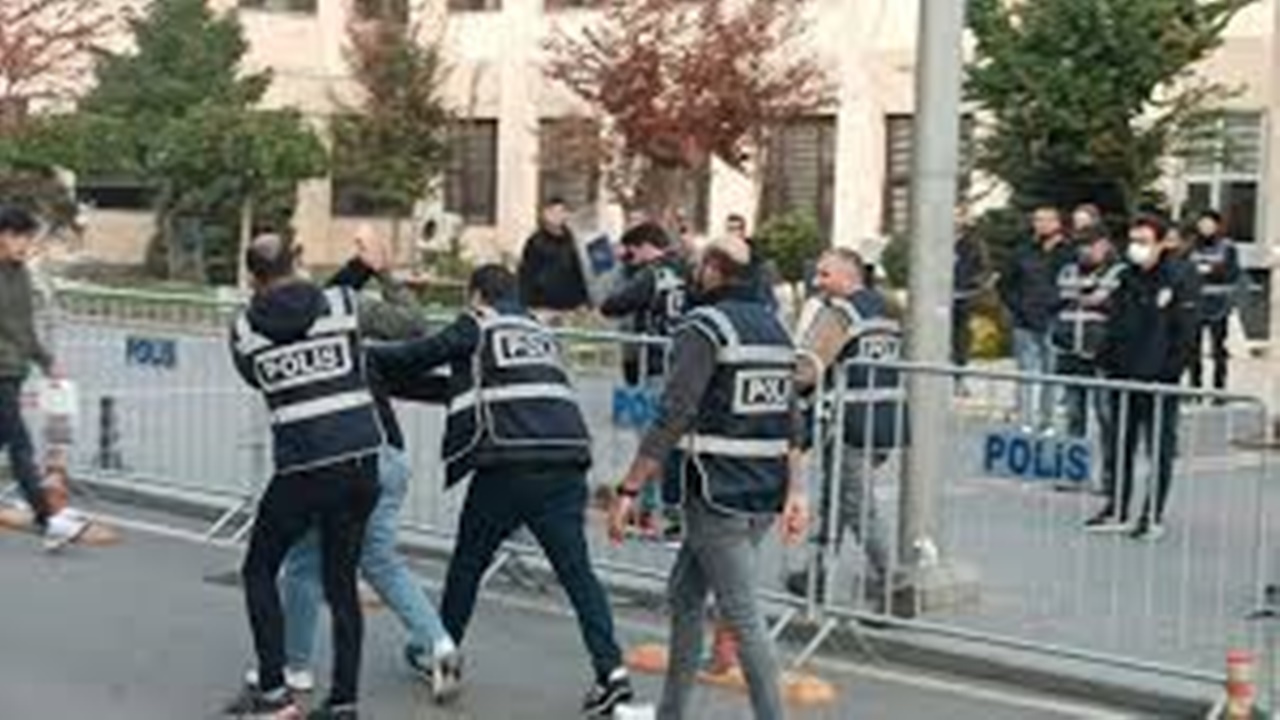 Batman’da eylemler sırasında yapılan yağlamada 3 şüpheli tutuklandı