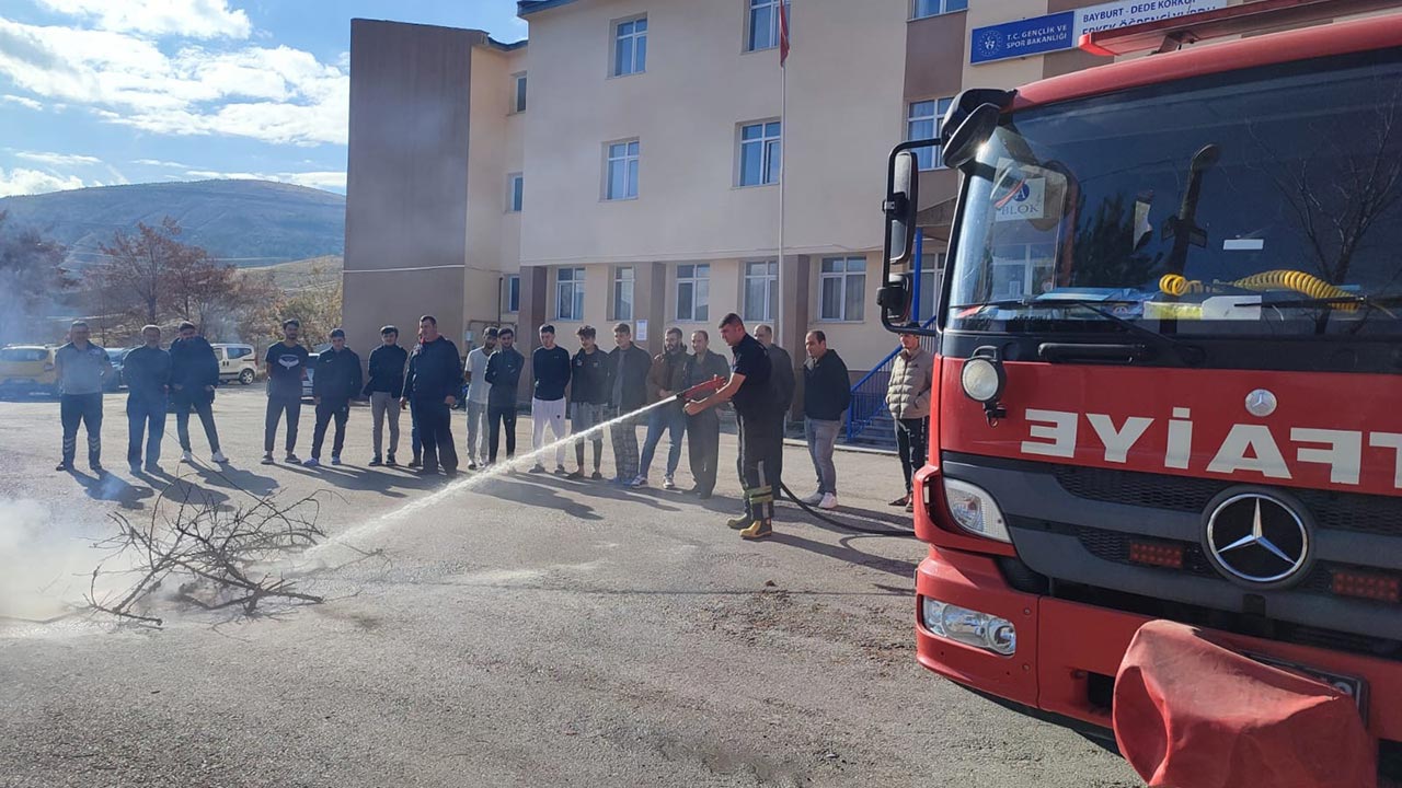 Bayburt İtfaiyesi'nden Yangın Güvenliği Eğitimi