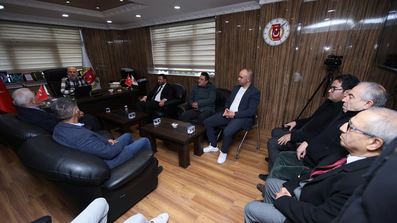 CHP Tokat Milletvekili Kadir Durmaz Bayburt Gazeteciler Cemiyetini Ziyaret Etti