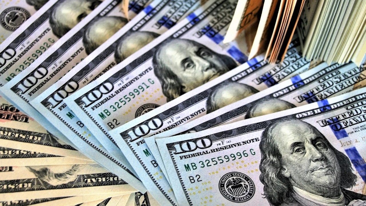 Dolar ve Euro Güne Zirvede Başladı! 41 Lira Sınırı Zorlanıyor