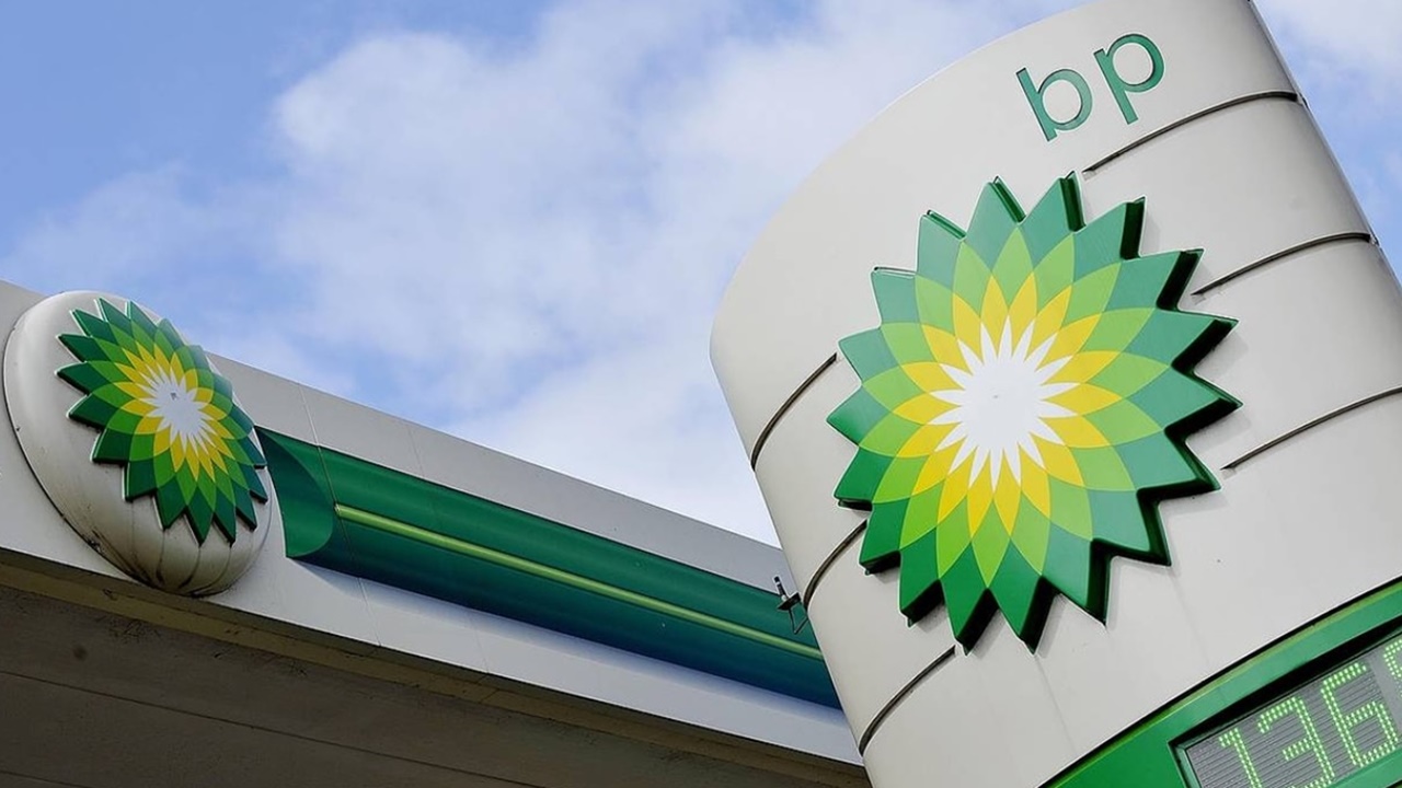 Türkiye’de 111 yıldır faaliyet gösteren petrol devi tası tarağı toplayıp çekildi