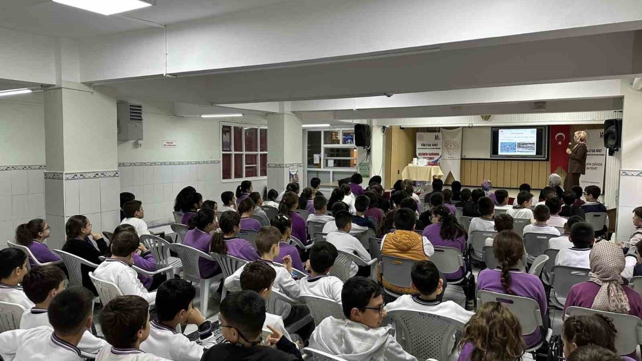Bayburt’ta öğrencilere biyoçeşitliliğin ve tabiatın önemi anlatıldı
