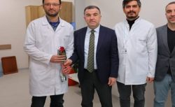 Bayburt Devlet Hastanesi’ne Tıp Bayramı ziyareti! Sağlık çalışanları unutulmadı