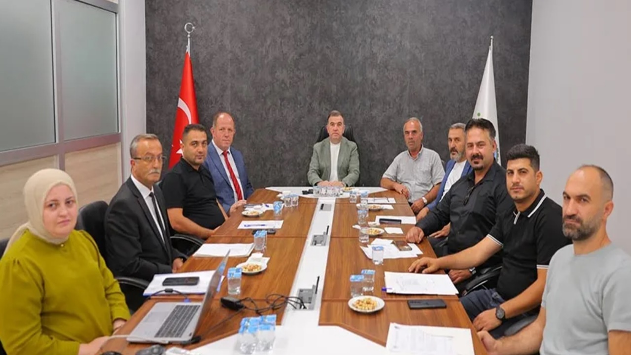 Bayburt’ta İl Encümen Toplantısı Vali Eldivan Başkanlığında Yapıldı