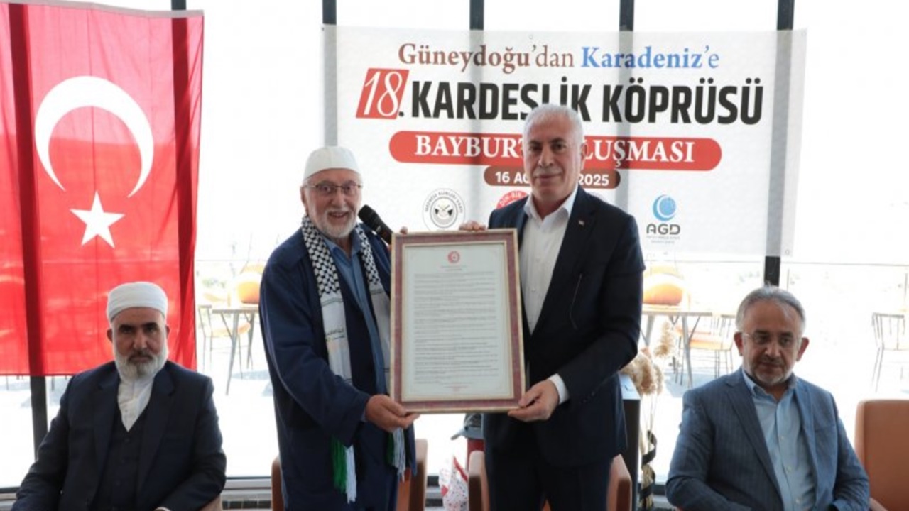 Bayburt’ta “Kardeşlik” Zirvesi: Güneydoğu’dan Gelen Din Görevlileri Şehirde Buluştu