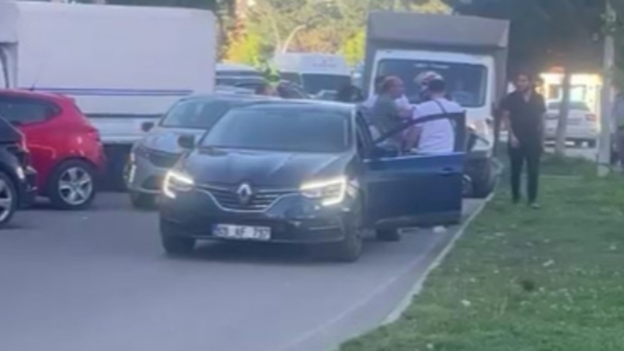 Bayburt’ta Trafikte Yol Verme Tartışması Çıktı