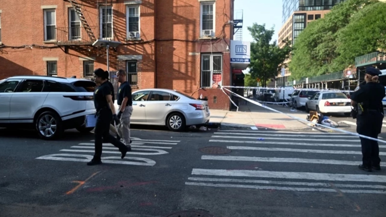 New York’ta Restorana Silahlı Saldırı: 3 Ölü, 8 Yaralı